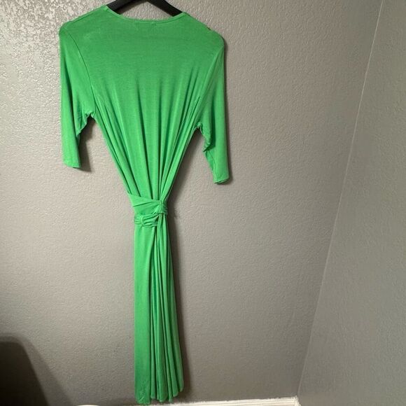 J. Peterman French Film Star Travel Wrap Dress Size Small Lime Green - Picture 2 of 5